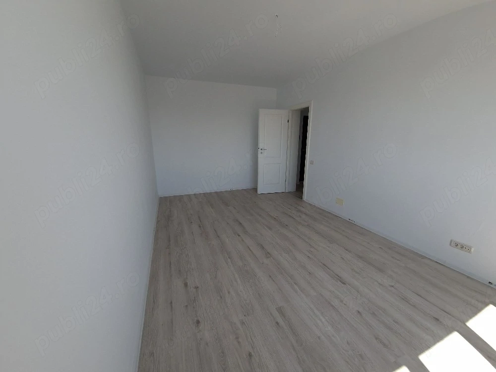 Vând apartament cu 2 camere, decomandat nou  + loc de parcare,  Arttemple, sos. Sălaj