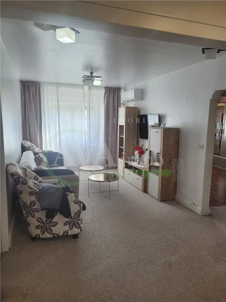 Apartament 3 camere decomandat zona Nord