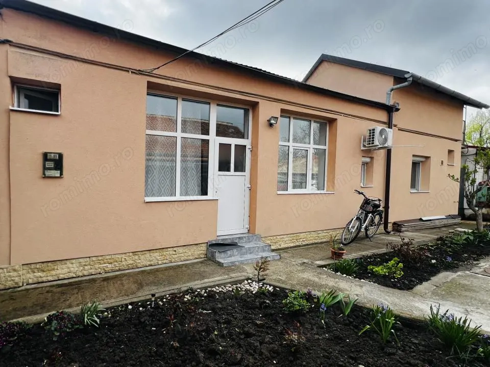 Casa complet renovata, 4 camere- zona Lunei, Timisoara