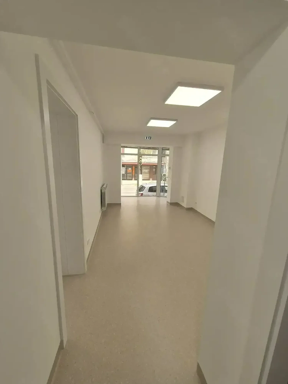 Spațiu de închiriat, zona centrală, bun pentru cabinete medicale 