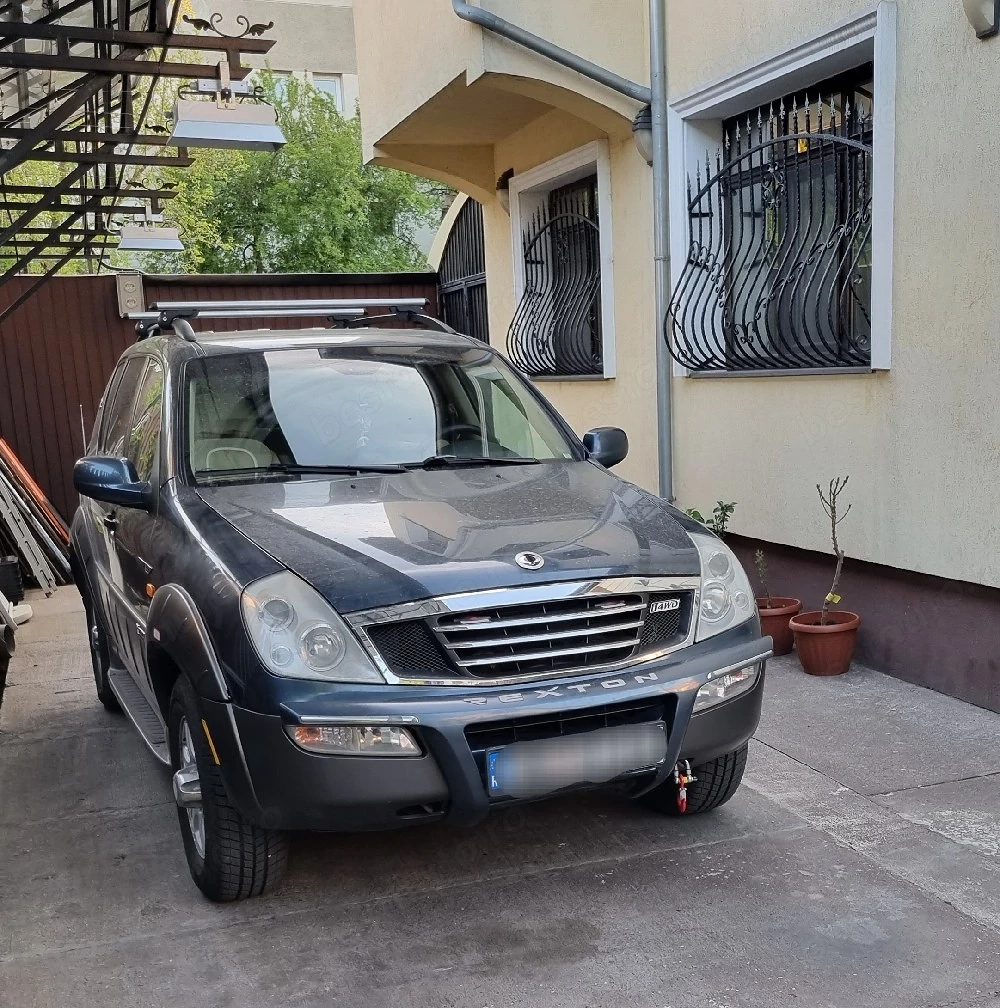 SUV 4x4 automat GPL 7 locuri Ssangyong (KGM) Rexton