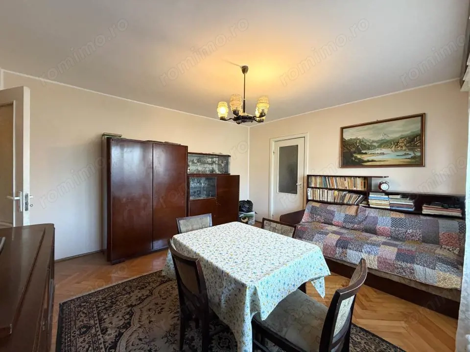 Apartament 2 camere, 50mp utili, etaj 1 -  zona Girocului 