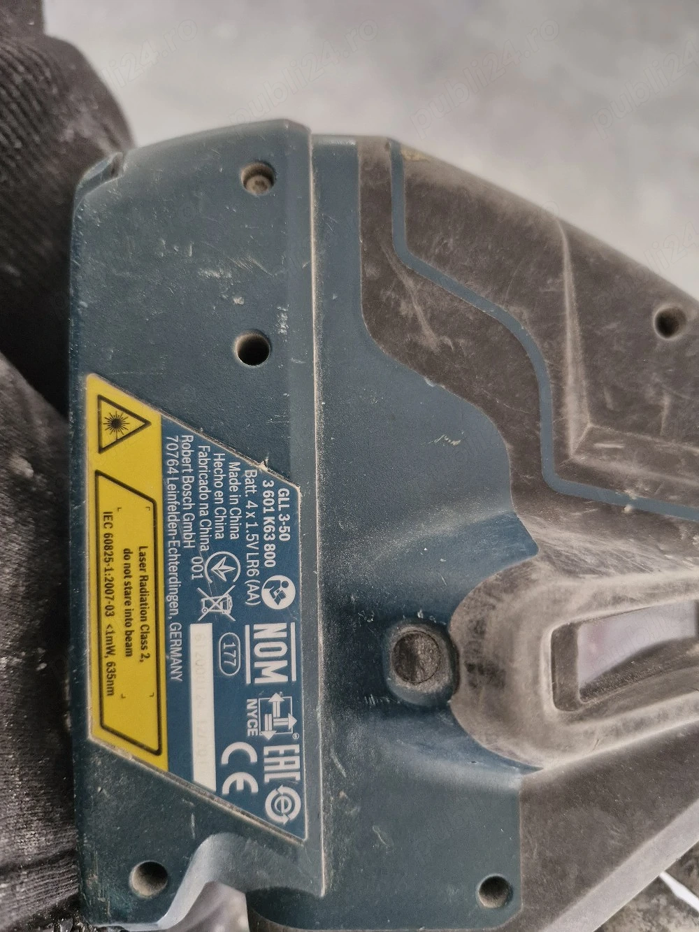 laser bosch 3 linii