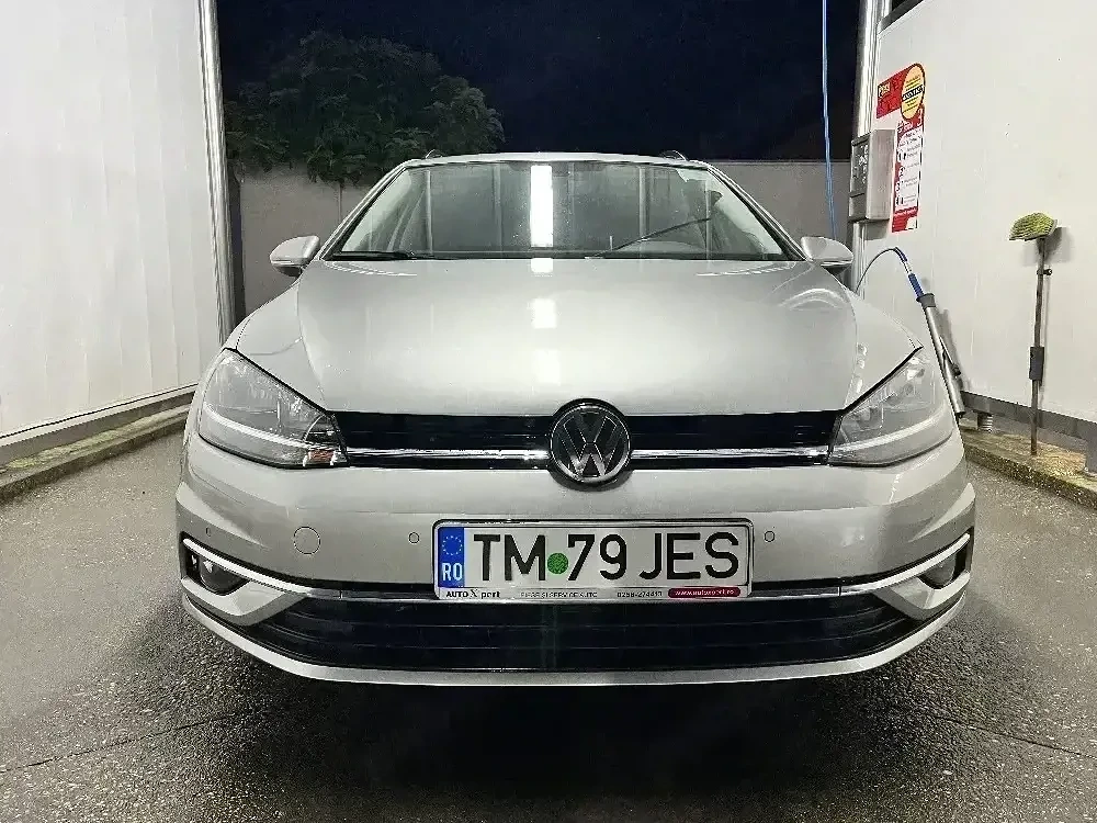 Vând Volkswagen Golf 7