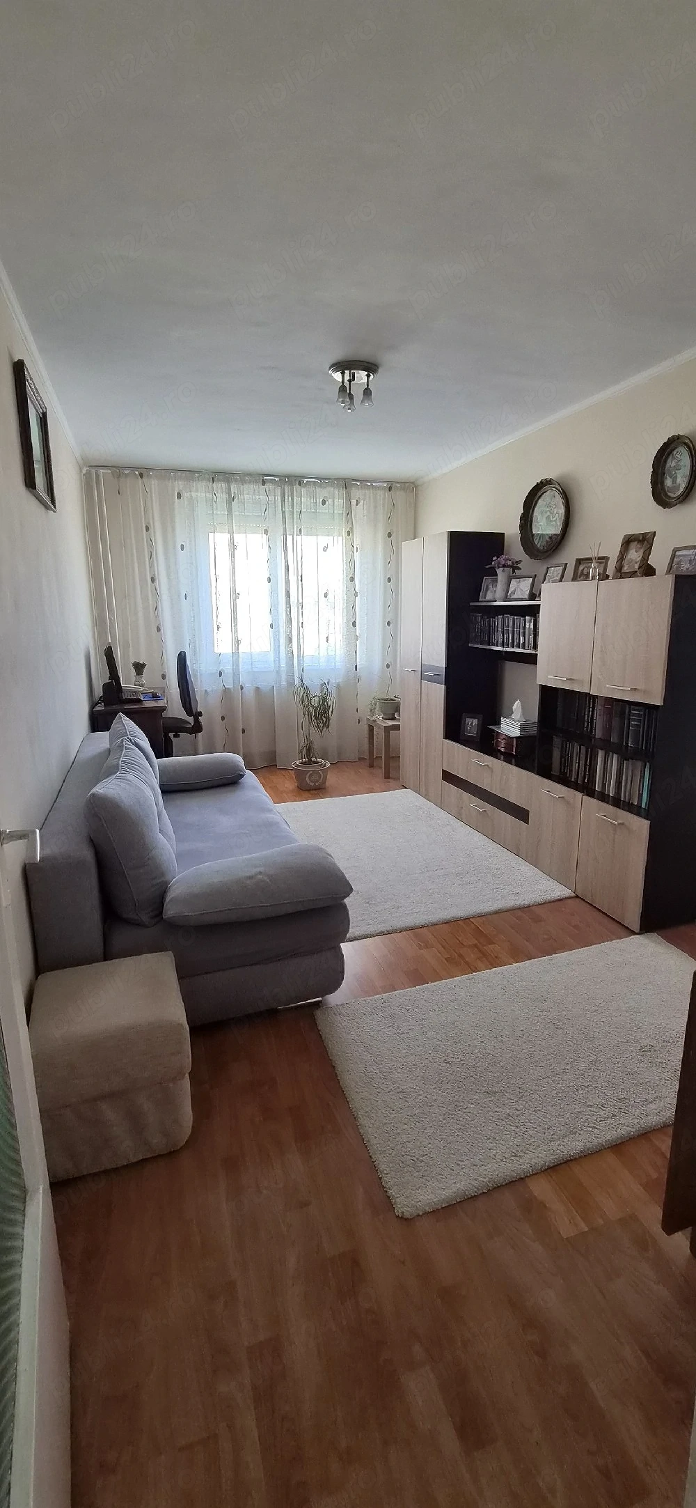 Apartament 2 camere, Velenta,  Disponibil imediat, Etaj 3 , Zona linistita,  Aproape de centru