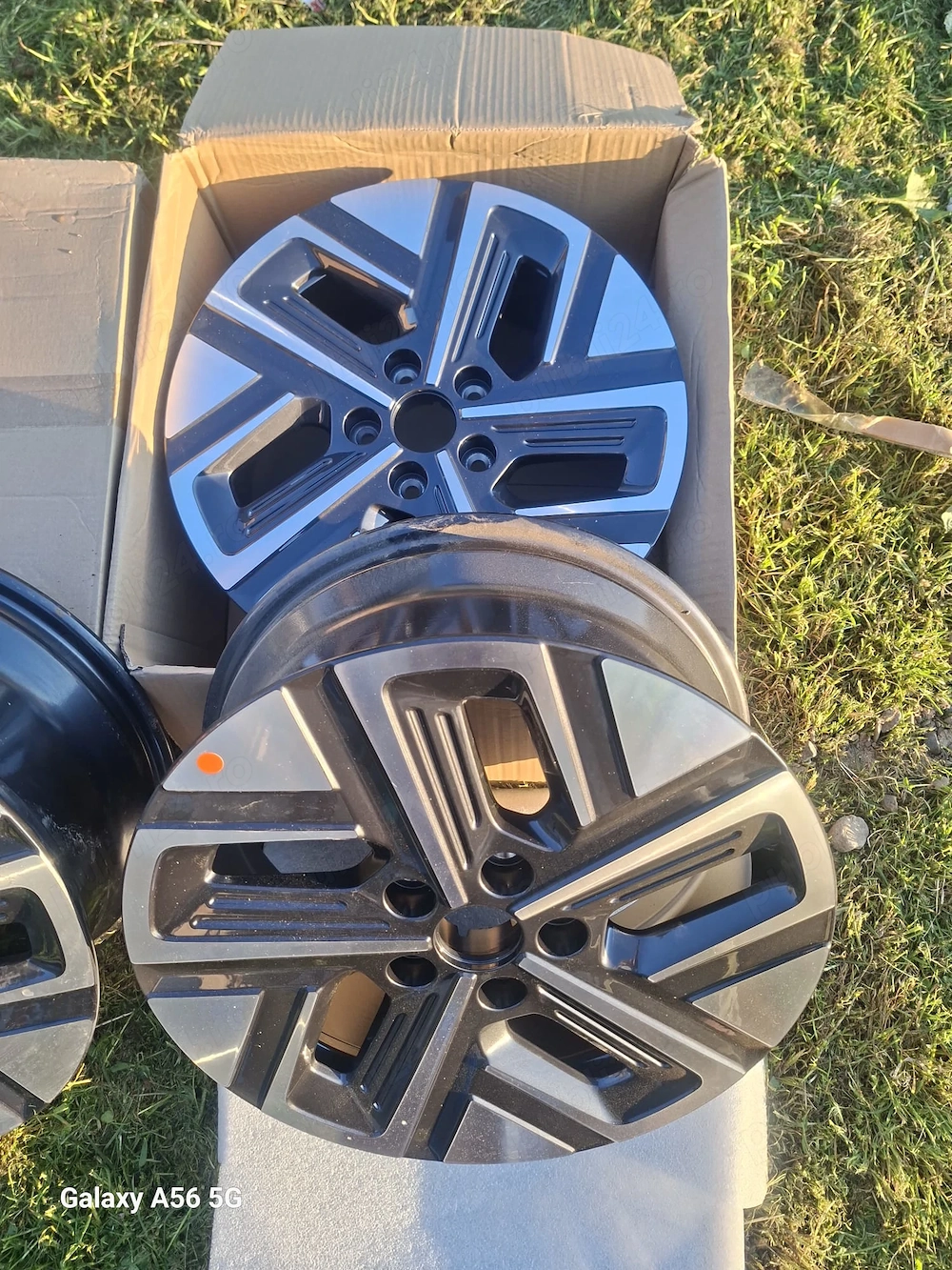 Vând set jante originale Hyundai Kona R17 – NOI, în cutie