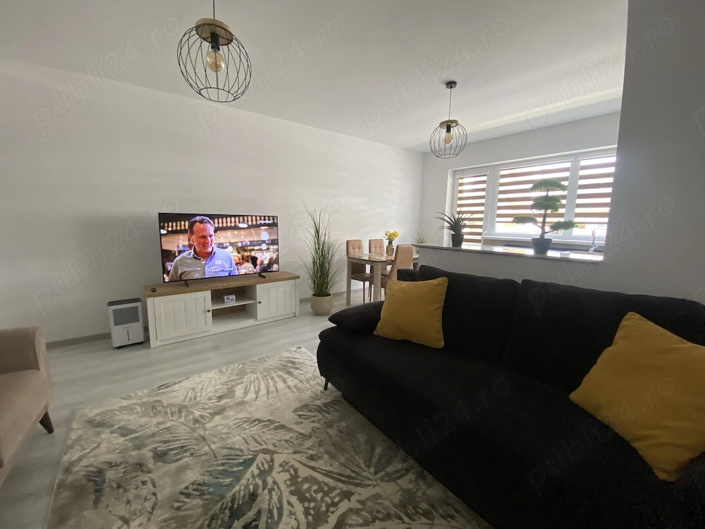 Închiriez apartament tip studio 