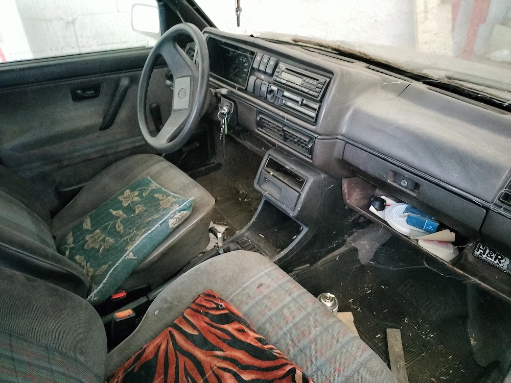Dezmembrez VW Golf 2 