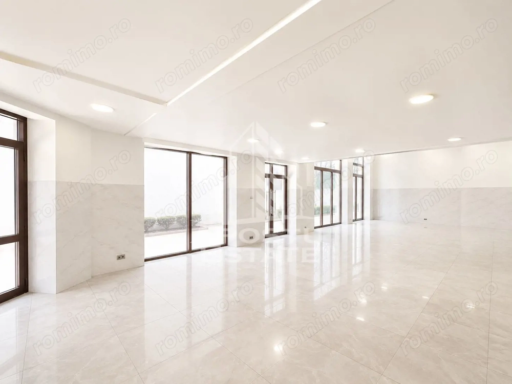 De vanzare spatiu zona Neptun pentru horeca, clinica, showroom, banca