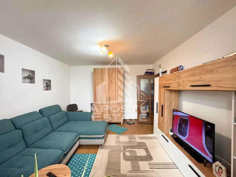 Apartament cu 2 camere, decomandat, renovat, zona McDonalds, Hunedoara
