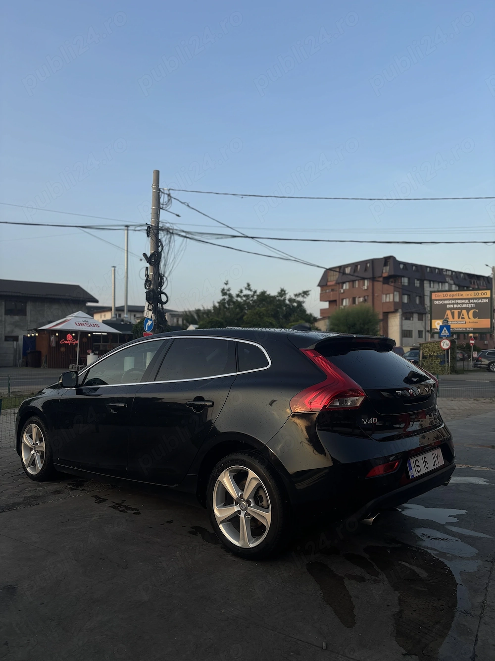 Volvo V40 D3, 5 cilindri in linie. 