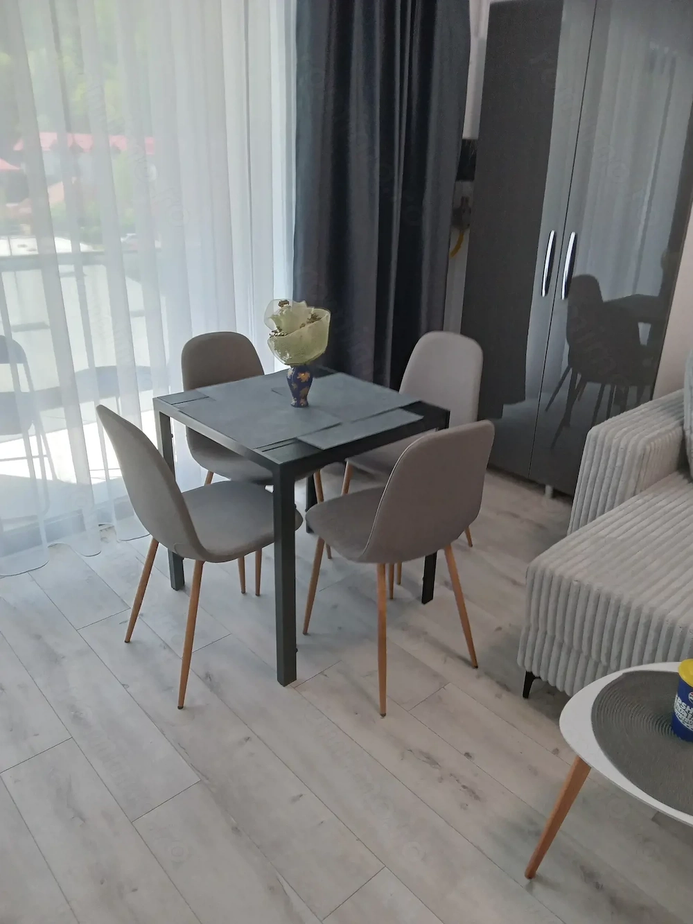 Proprietar vând apartament