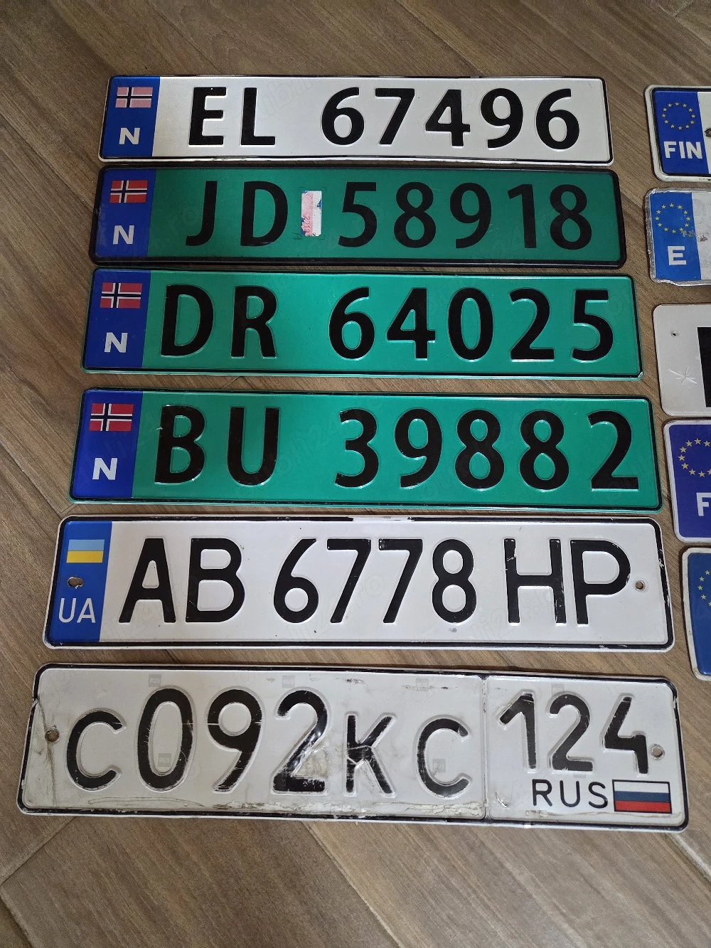 Numere auto / placute de inmatriculare originale pentru colectionari