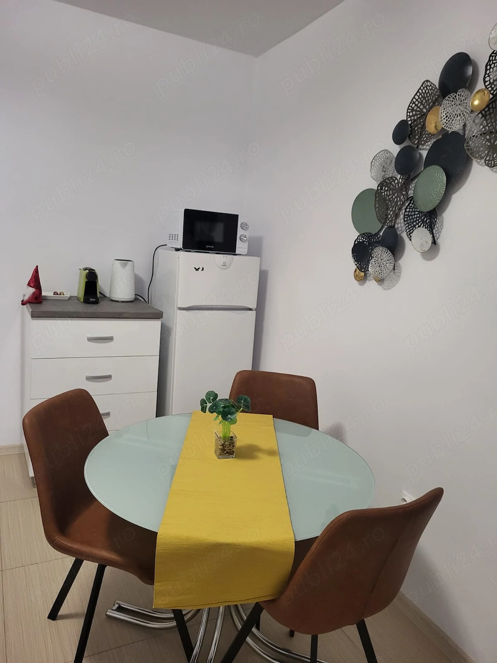 Inchiriere studio 40 mp, central, zona Mitropolia Olteniei