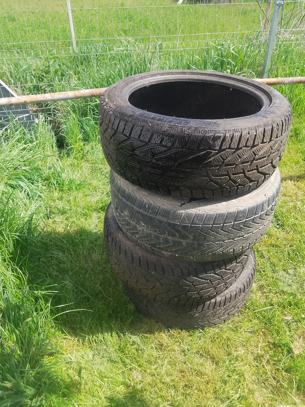 4 envelope in stare buna 225 / 45 R17