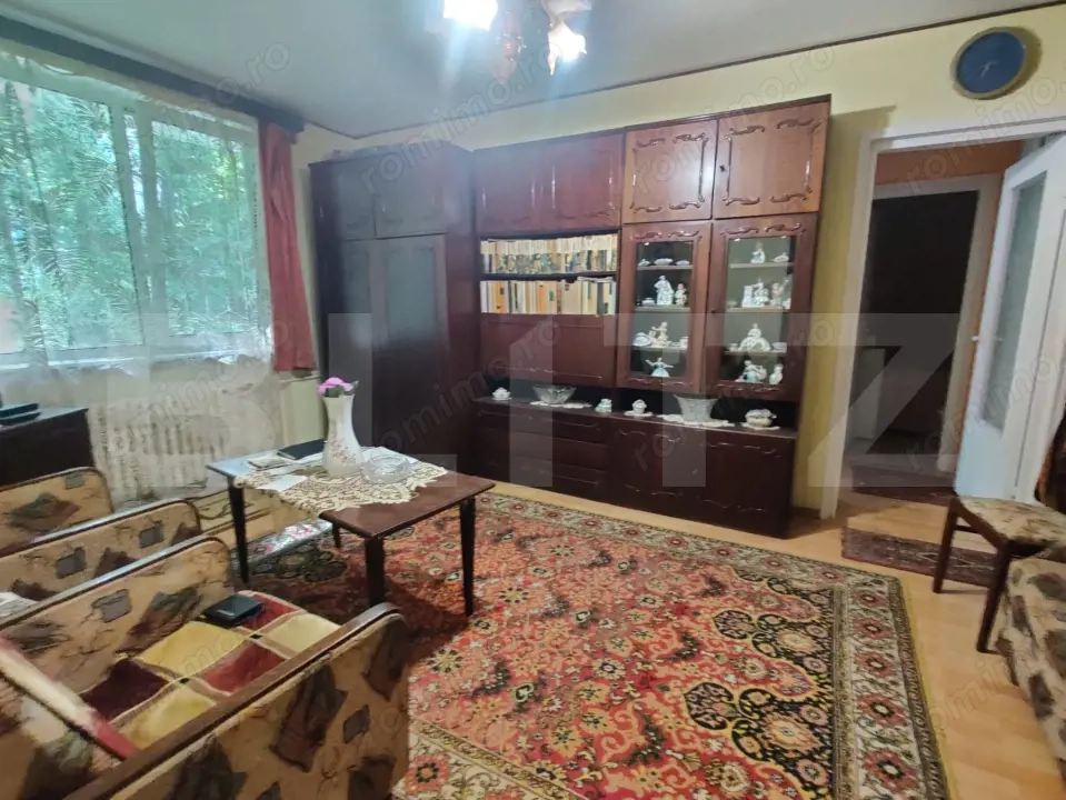 Apartament 2 camere, Rogerius