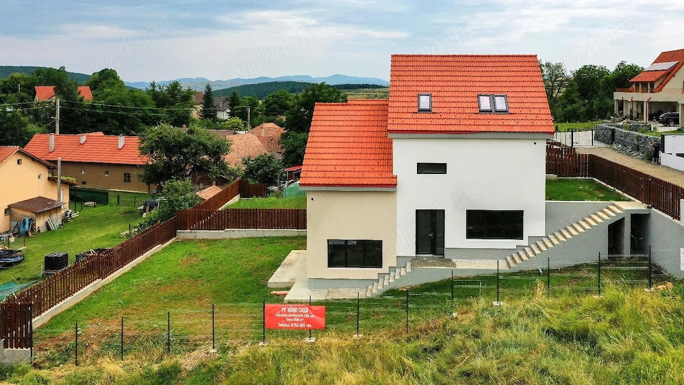 Casă limitrof Cluj-Napoca 285mp si 513mp curte, PF, CF. Preț 295.000 euro