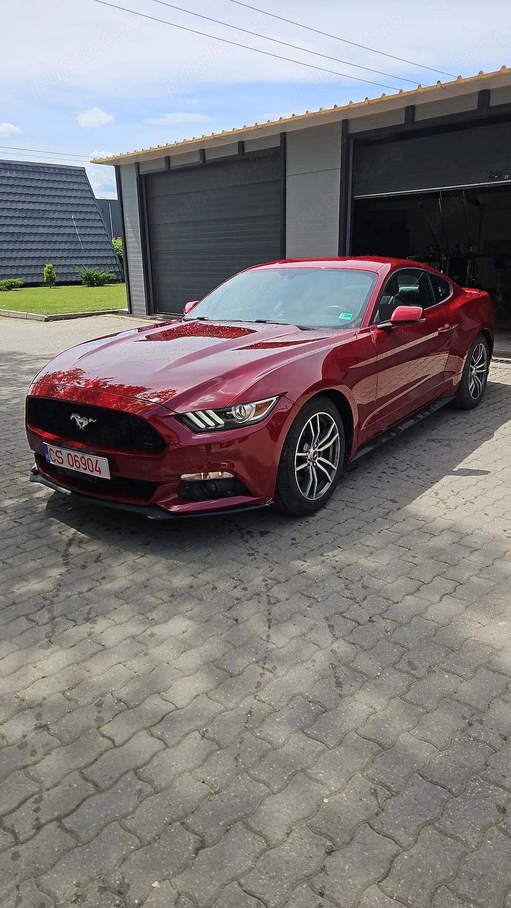 Vând Ford Mustang 2.3 din 2017 preț 17500