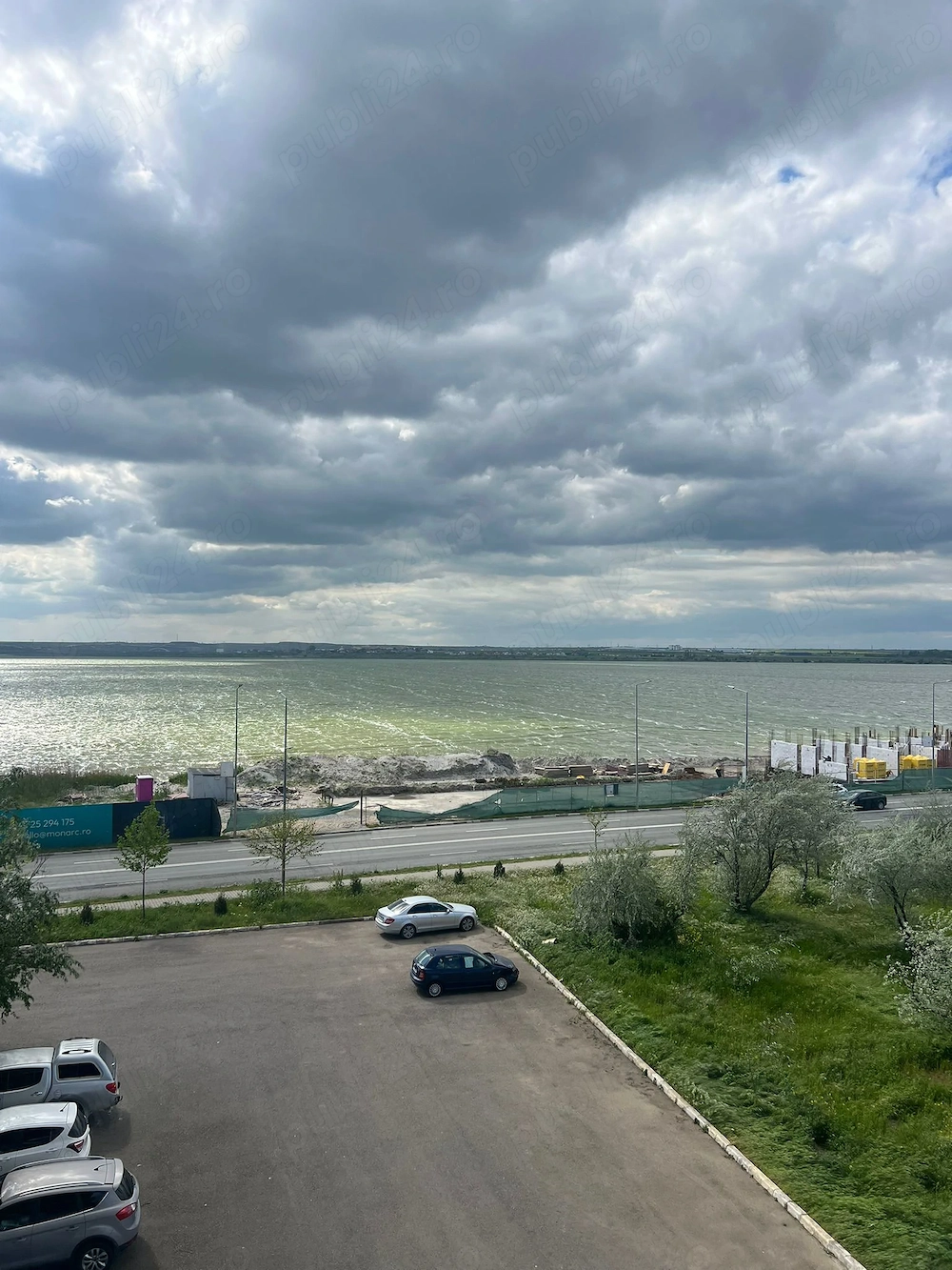 DE VÂNZARE APARTAMENT 3 camere zona cluburi Mamaia