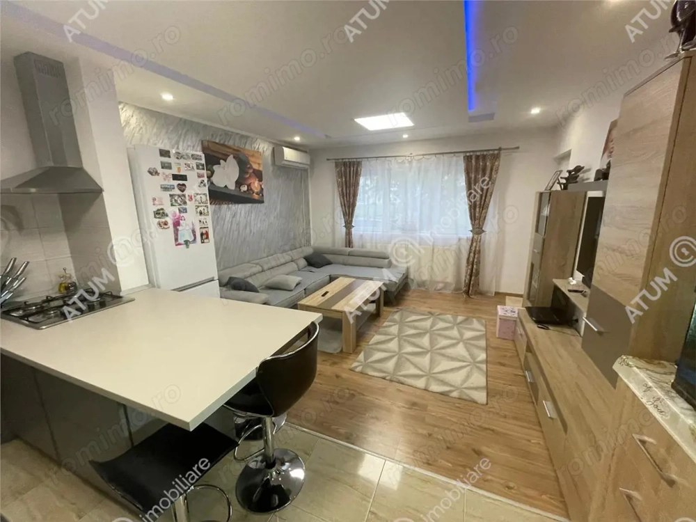 Apartament 3 camere decomandate 2 balcoane zona Brana Selimbar