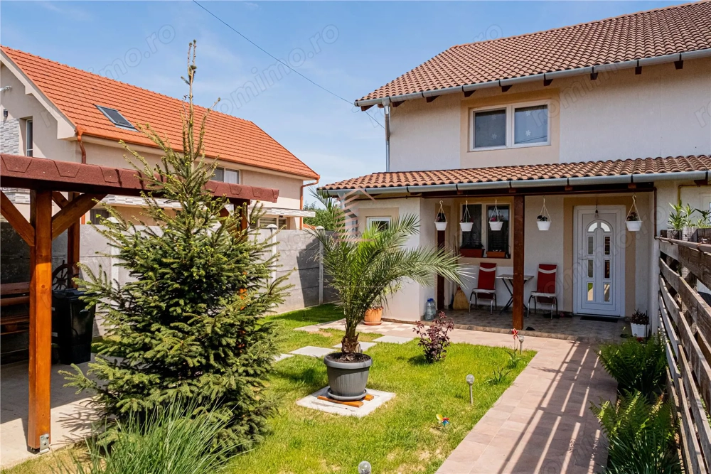 Casa cu teren de 455 mp Biharia
