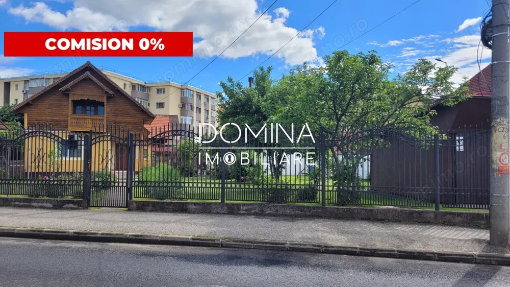 Vânzare casă + 800 mp teren, Târgu Jiu, strada 14 Octombrie,  zonă centrală.