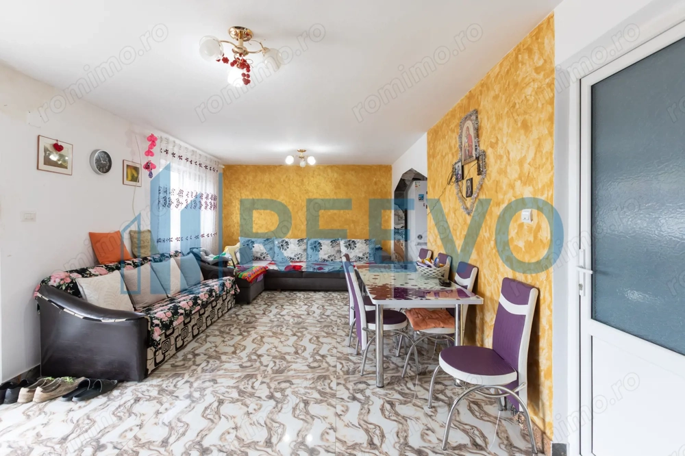 Casă de vânzare Letea Veche | 735 mp teren