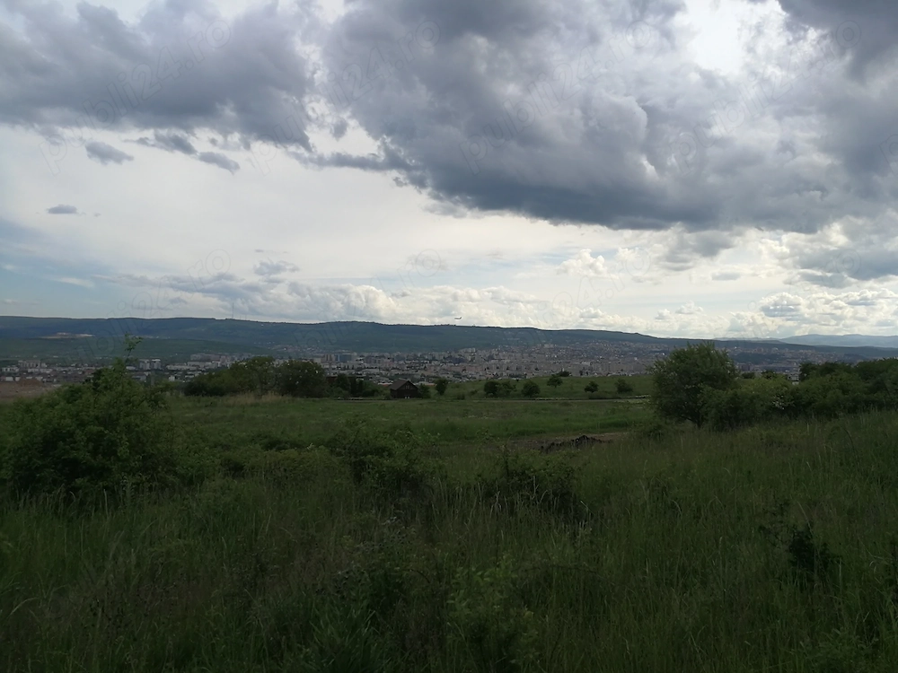 Teren intravilan cu panorama 612 mp, certificat de urbanism