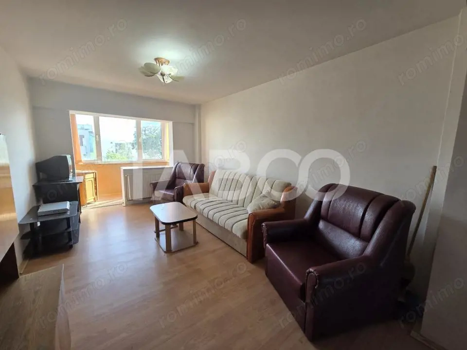Apartament 3 camere 90 mp 2 balcoane zona Bulevardu Unirii