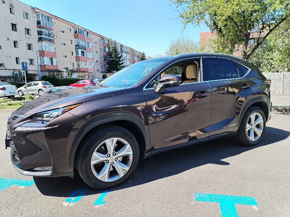 Lexus NX 300h hybrid 