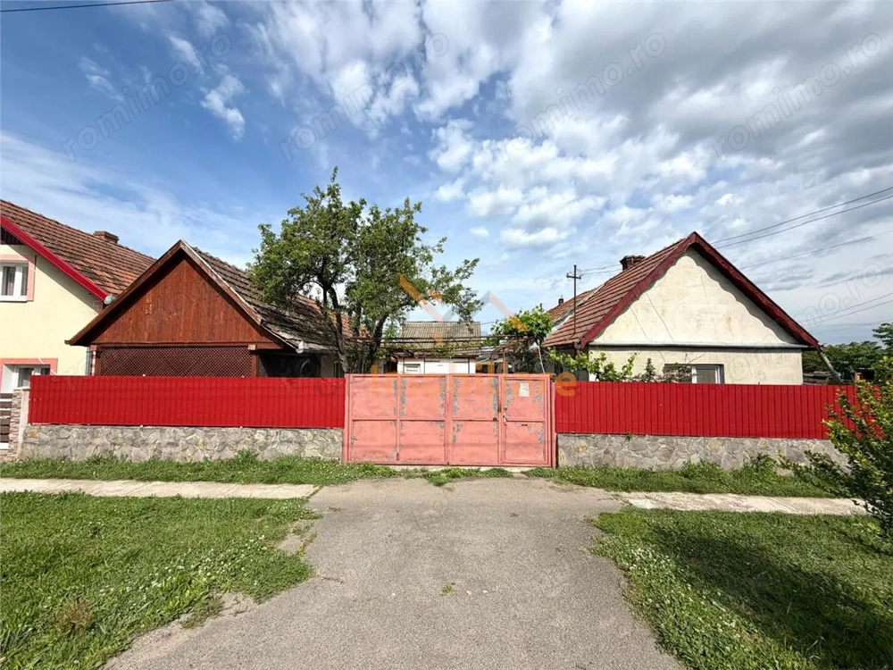 CASA CU TEREN 1081 MP | ACCES AUTO | ZONA SACUIENI | LOCALITATEA CADEA | BIHOR