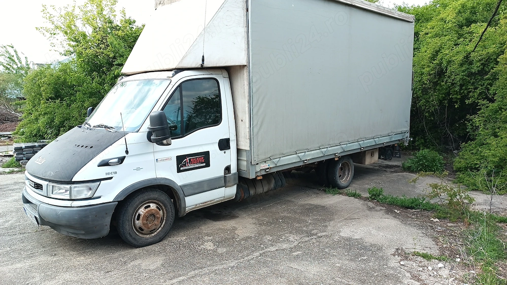 Iveco Daily 35C13  de 10 pal si lift hidraulic