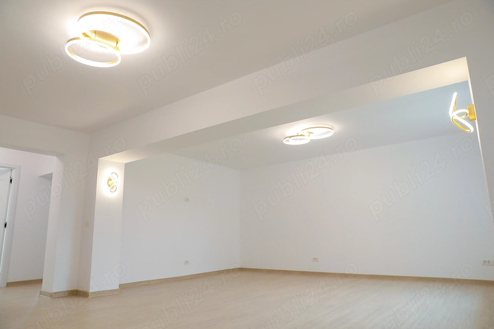 Apartament 4 camere de vânzare în Slobozia 