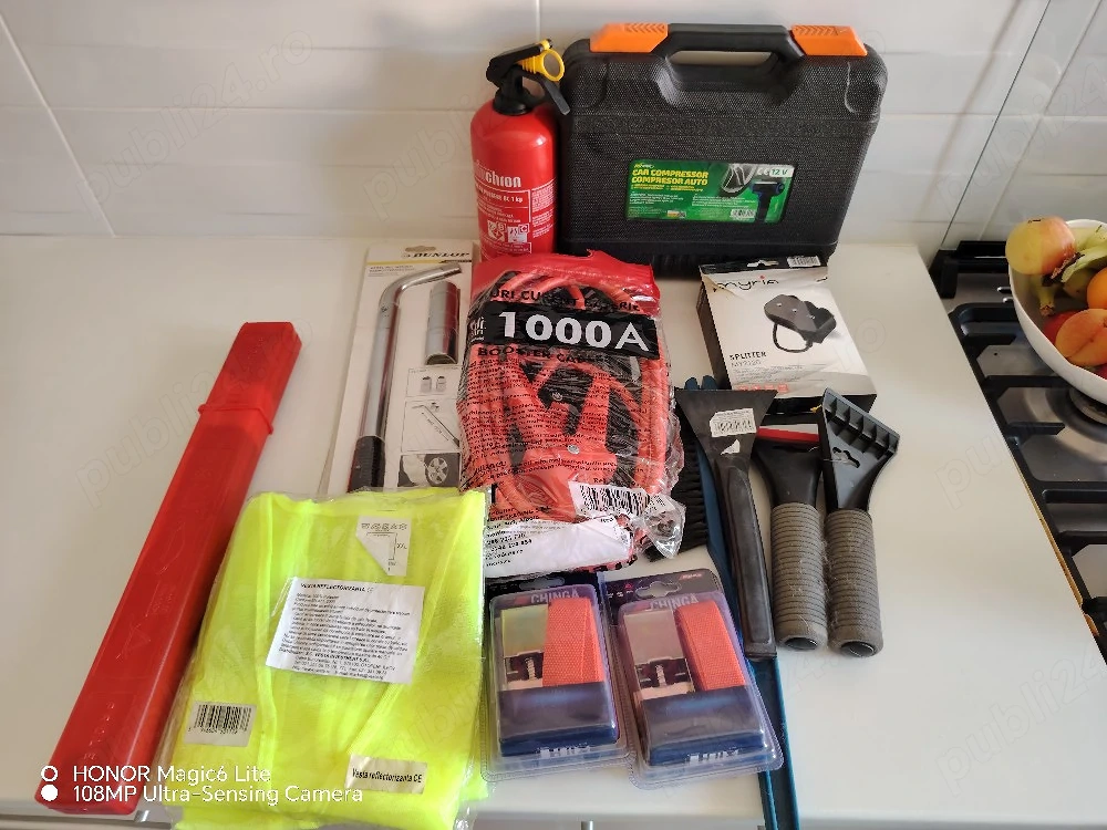 Vand accesorii auto