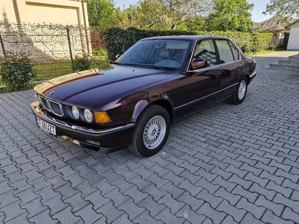 Bmw e32 750 i 