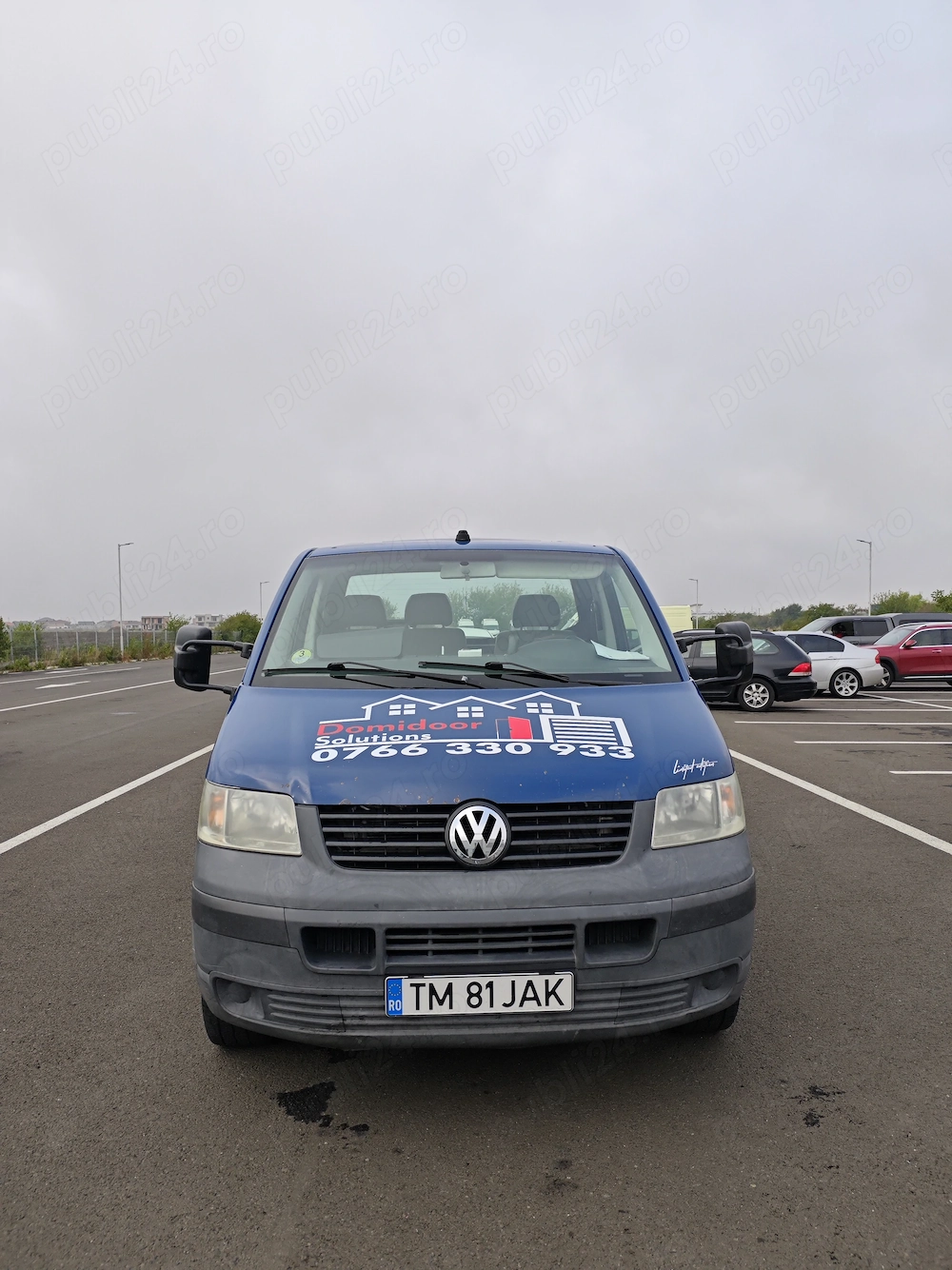 Vând sau schimb camioneta T5