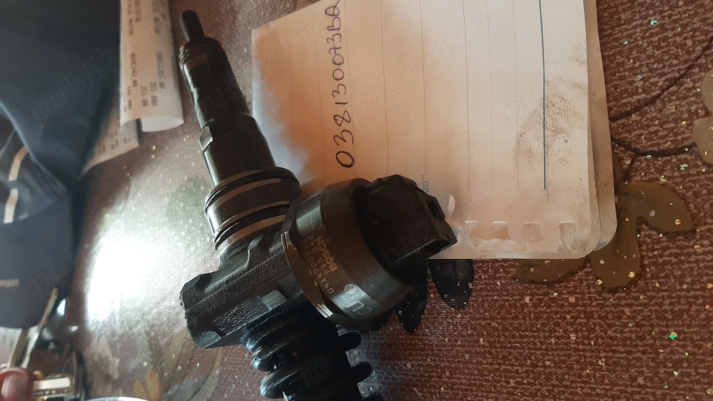 Vând 4 injectoare passat b6 Bosch  BMP 2.0 140 hp