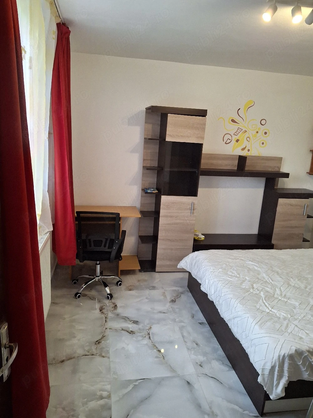 Proprietar, garsonieră la parter vilă, în Centru, intrare separată, pentru fete,  UMF-corp N.Leon