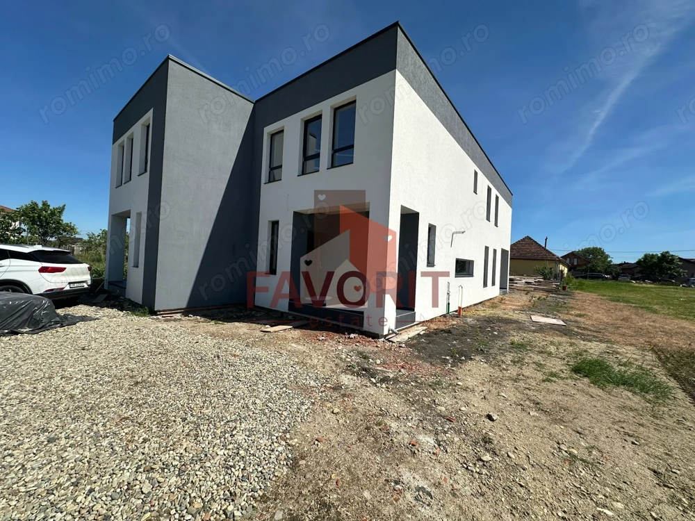 Duplex | Parter + Etaj | Toate utilitatile | Curte generoasa | Sacalaz