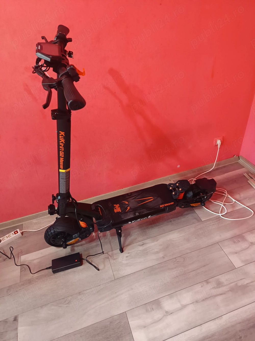 Vând trotinetă electrică Kukirin G2 master