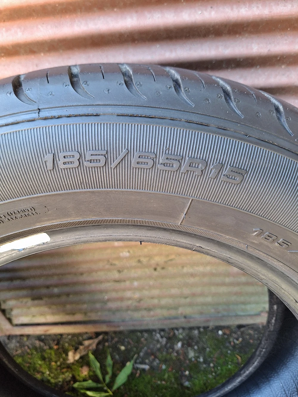 Vând 4 anvelope vară Goodyear 185/65/15