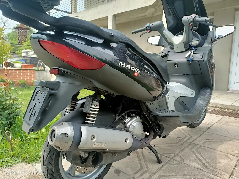 Scuter malaguti madison 250