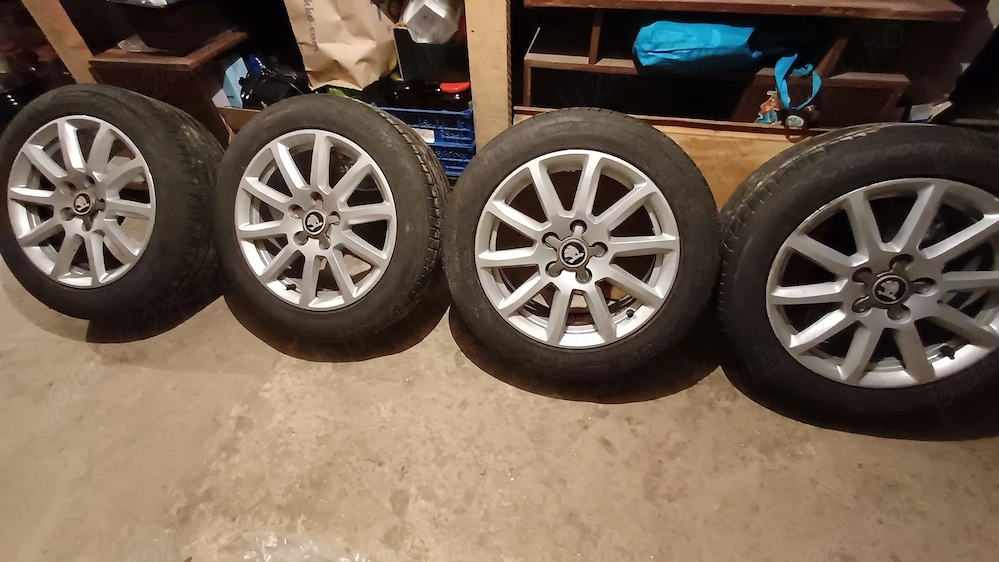 Vând set jante aliaj 16 Audi