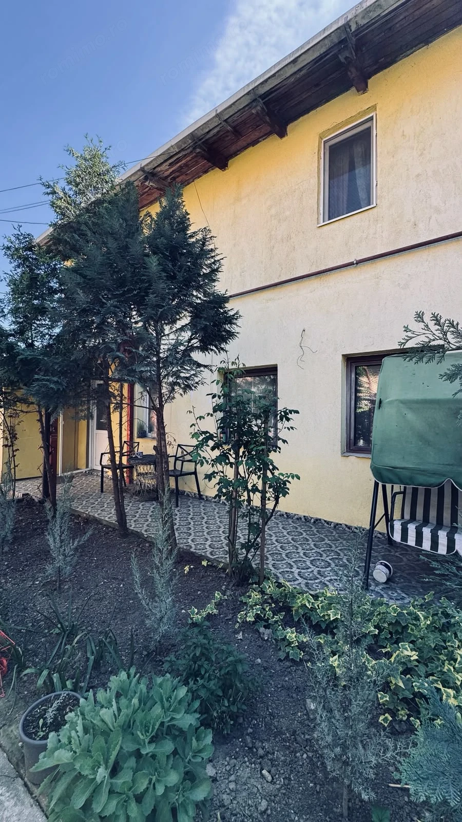 AV688 Casa la curte comuna, 4 camere, Dorobanti