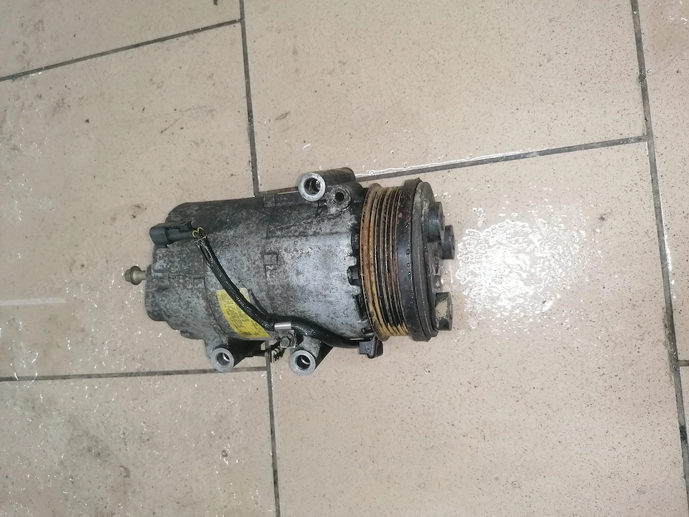 Compresor ac Ford focus 2 2009 motor 1.8 tdci 