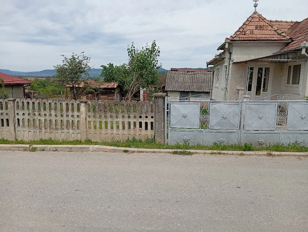 Casă de vânzare 