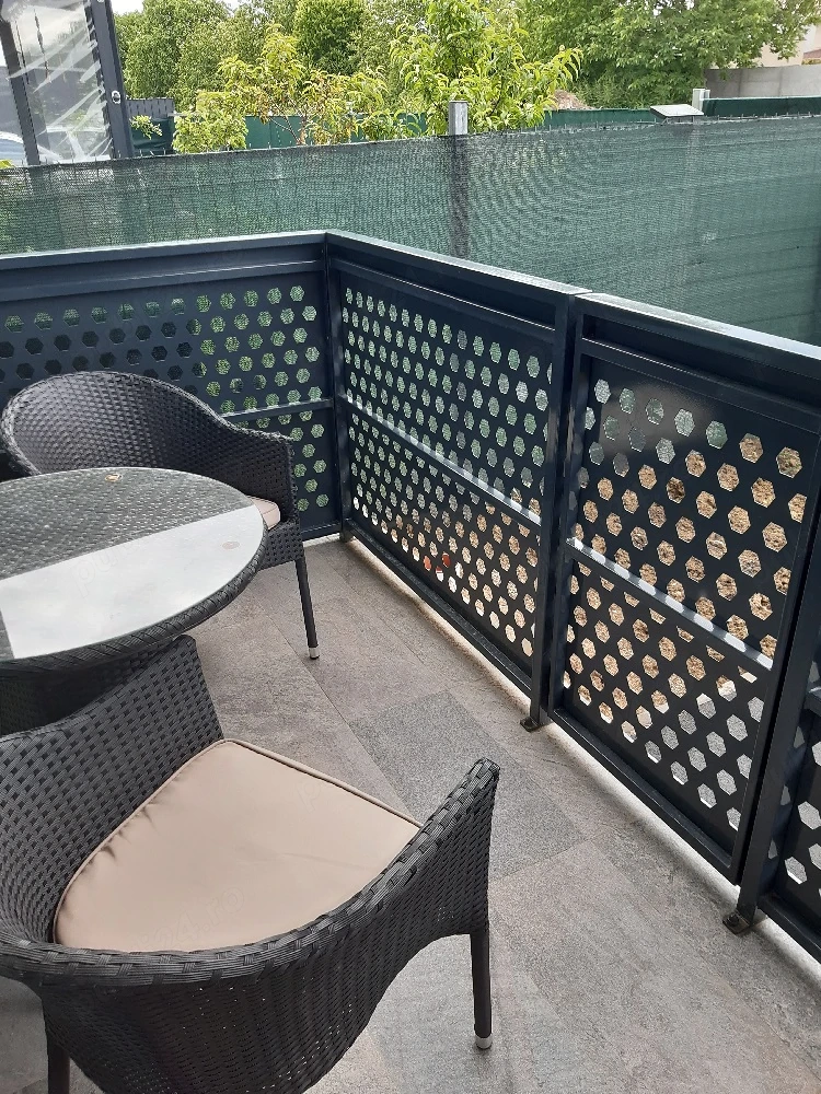 Vand apartament Dumbrăvița 