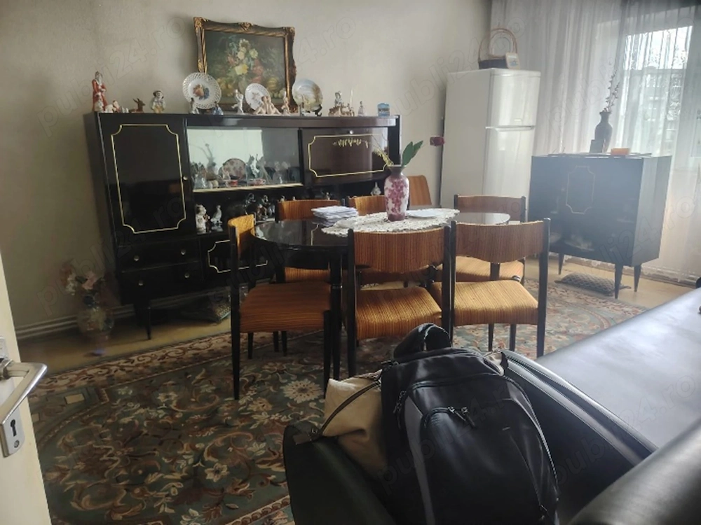 Apartament 4 camere decomandat, Etaj 2, langa loc de joaca