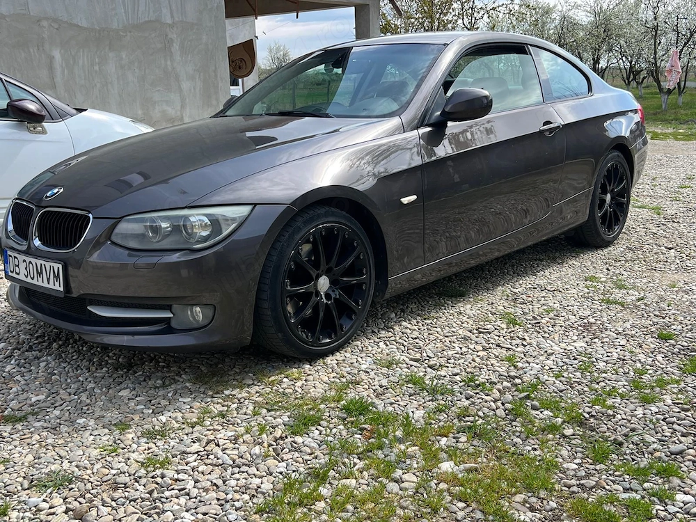 Vând BMW seria 3 E92