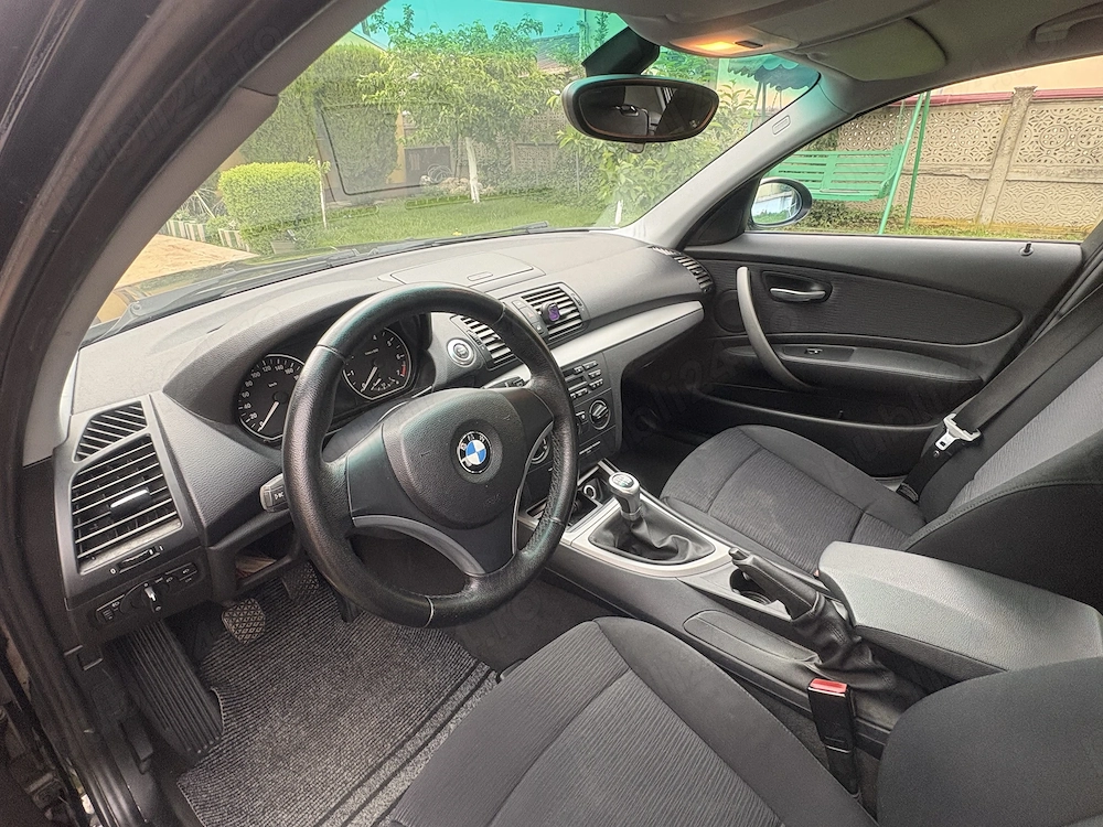 Vând BMW Seria 1 E87